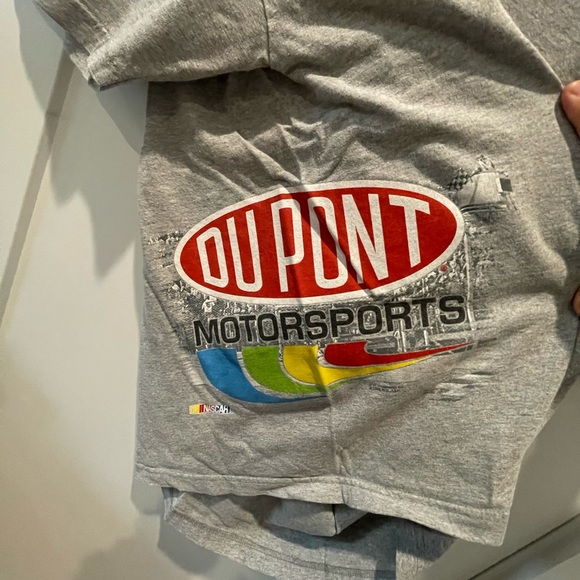 NASCAR William Byron #24 Tee. DuPont side hit. Sz XL - Picture 2 of 3